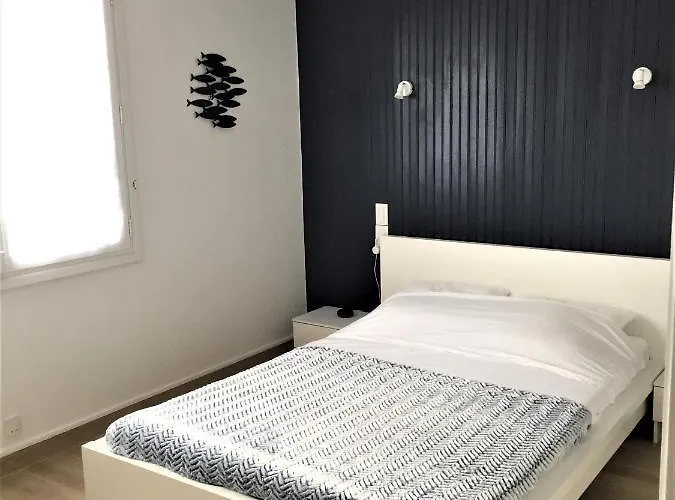 L'augustemile Au Bord De L'eau Tatil Evi