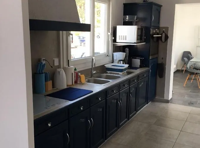 بيت للعطل L'augustemile Au Bord De L'eau *